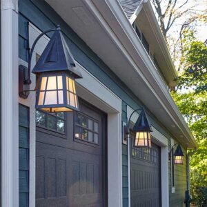 European Country™ Exterior 10" Curved Arm Exterior Wall Light