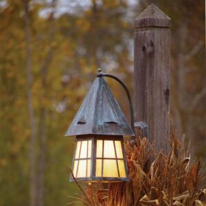 European Country™ Exterior 8" Curved Arm Exterior Wall Light